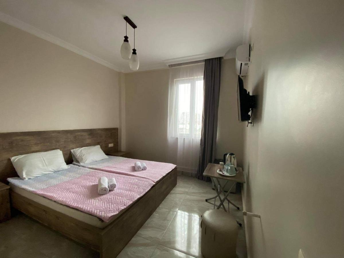 Family Hotel Batumi Eksteriør bilde